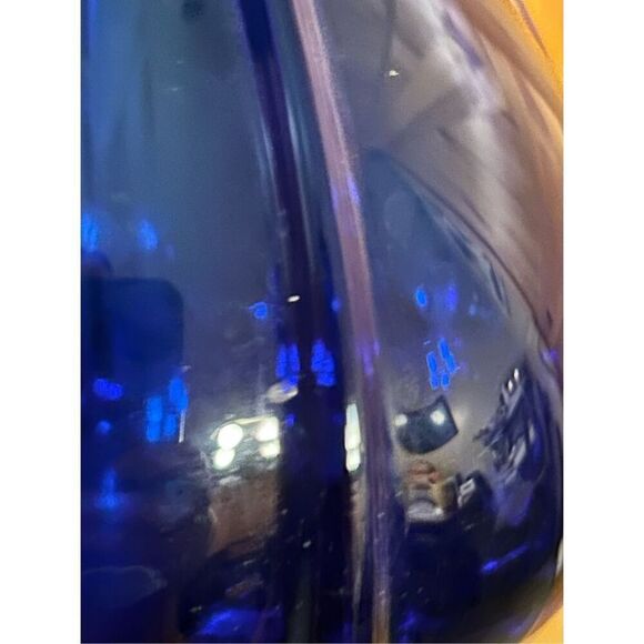 Vintage Blue Tall Bud Vase (8866) Damaged - Picture 8 of 10